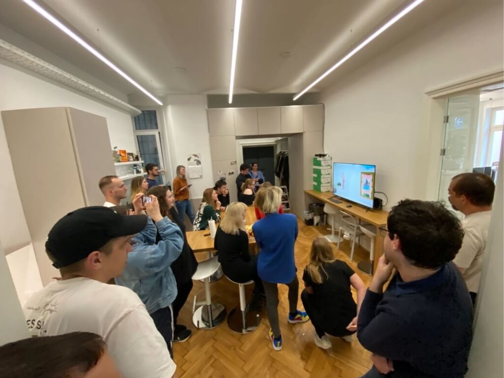 Bird Buddy employees